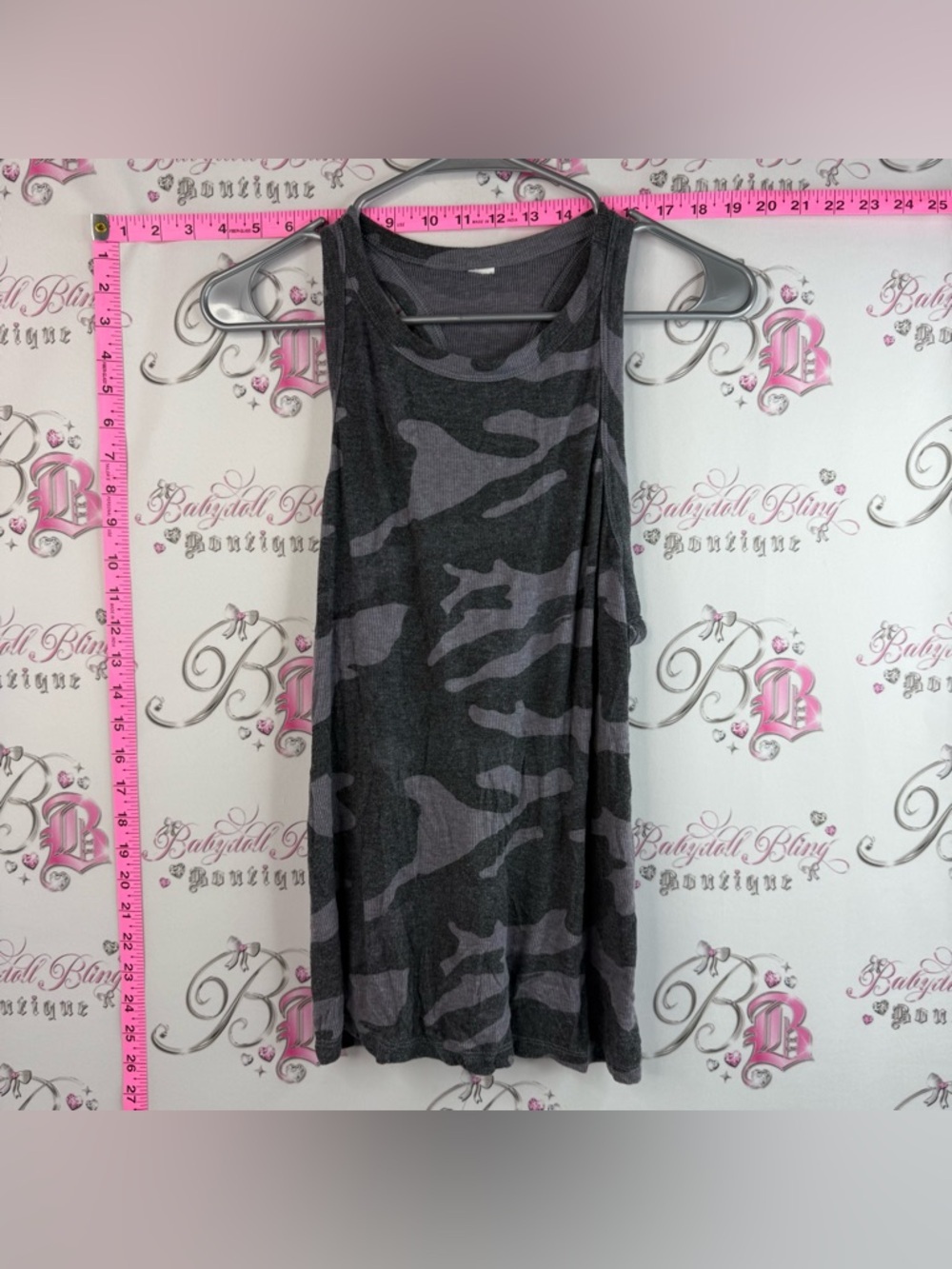 Tank top camouflage, stretchy, comfy, black Gray Camo Sleeveless Tank Top